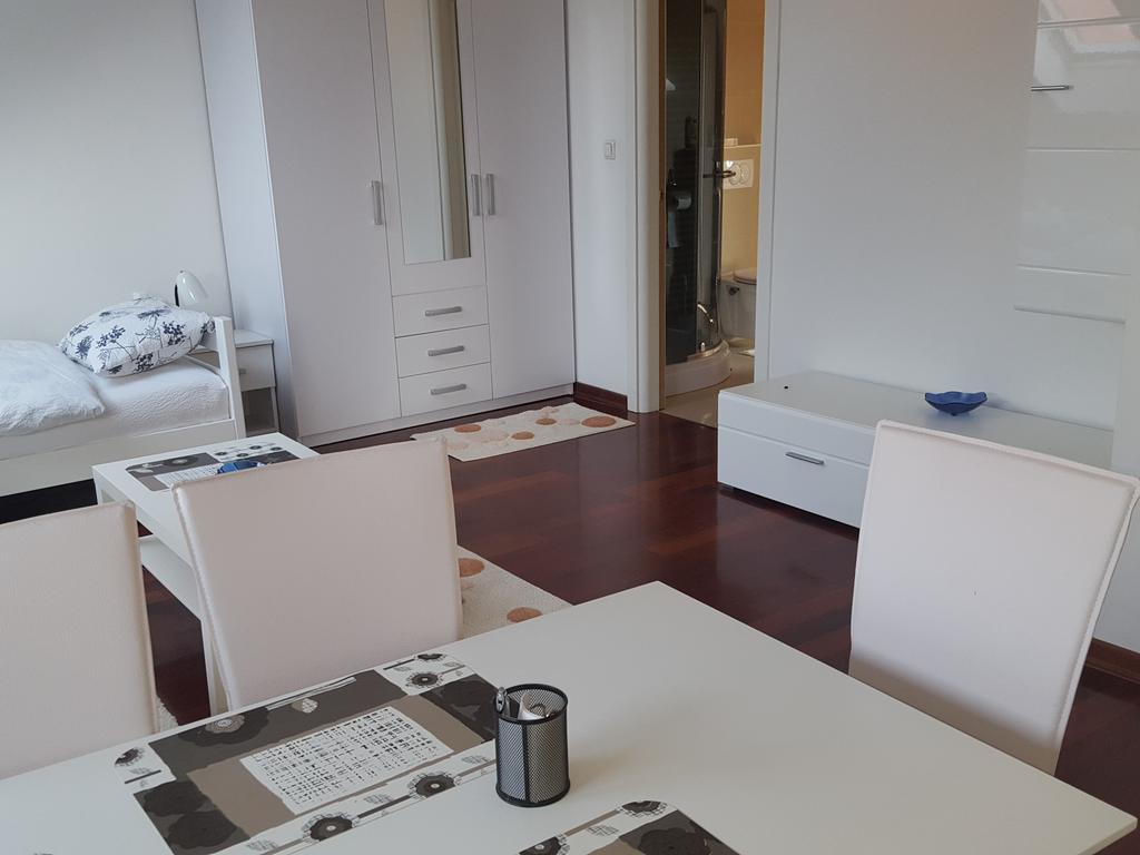 Apartman Maksimir Lux Zagreb-145M2 Екстер'єр фото