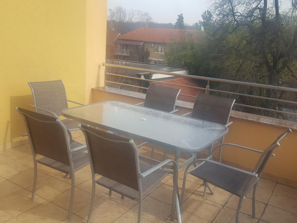 Apartman Maksimir Lux Zagreb-145M2 Екстер'єр фото