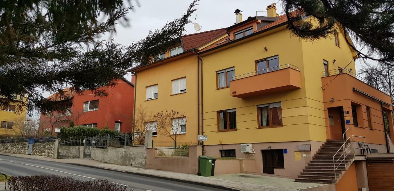 Apartman Maksimir Lux Zagreb-145M2 Екстер'єр фото